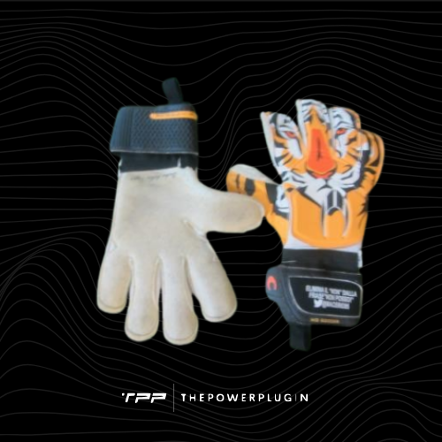 Stefano Sorrentino (Chievo Verona) – Goalkeeper Gloves (Tiger Version)