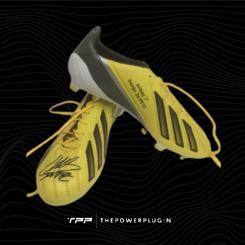 Luis Suárez (Liverpool) – Boots (Adidas) – Signed