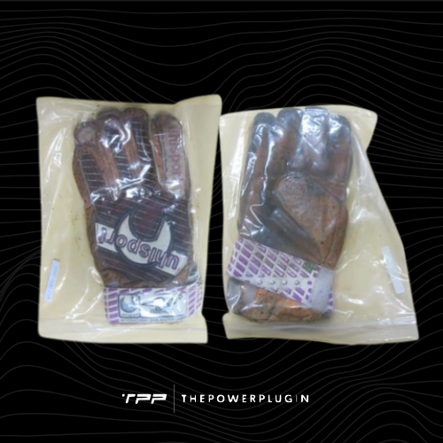 Oliver Kahn – Goalkeeper Gloves (Unisport)
