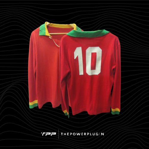 Eusébio – #10 Portugal Jersey (1971)