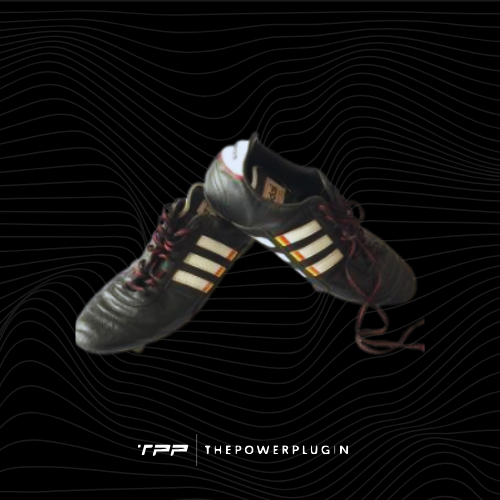 Clarence Seedorf (Ajax) – Boots (Adidas)